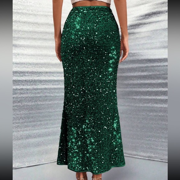 Luxe Velvet Sequin High Waist Holiday Evening Party Skirt Green - Picture 2 of 6